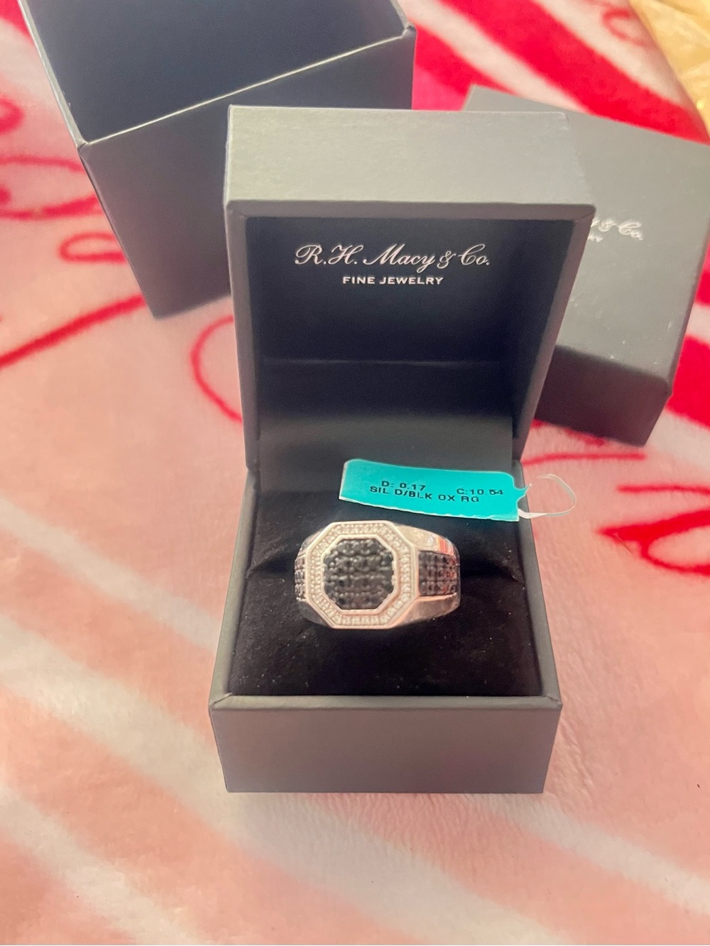 Elegant .925 Silver and Black Effy Men's Ring. Beautiful all the way around. 8.5